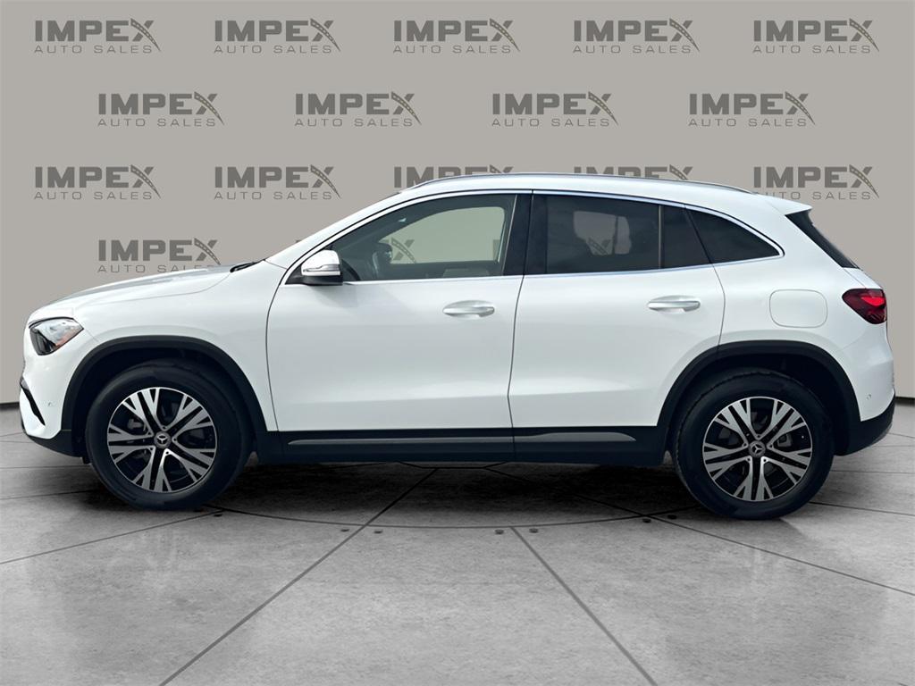 used 2025 Mercedes-Benz GLA 250 car, priced at $33,650