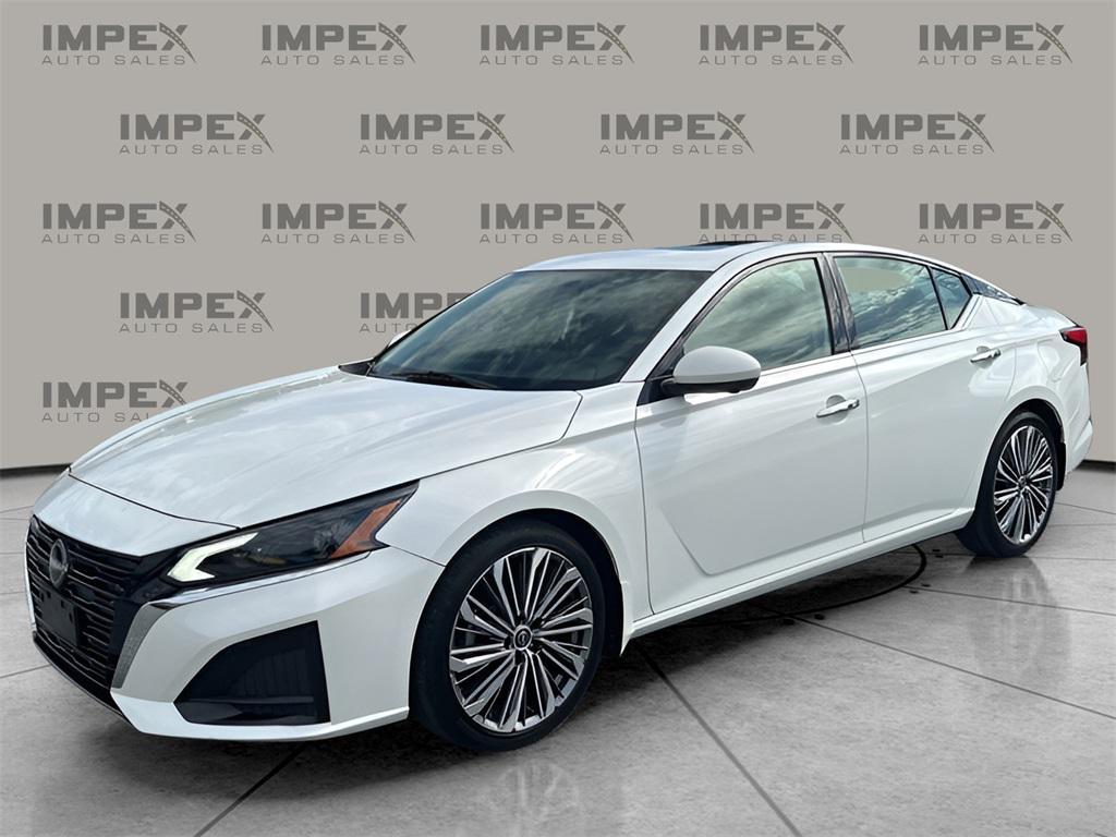 used 2023 Nissan Altima car, priced at $24,500