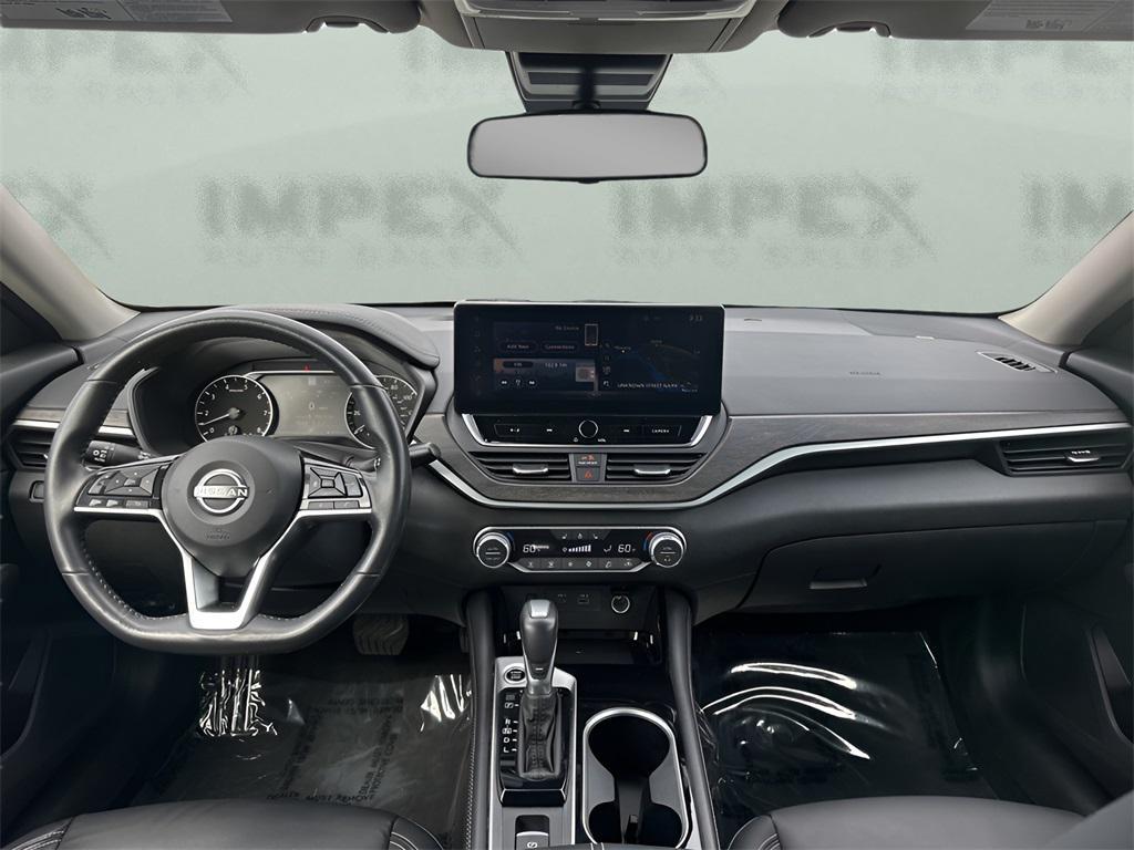 used 2023 Nissan Altima car, priced at $23,900