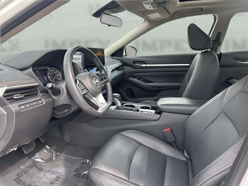 used 2023 Nissan Altima car, priced at $23,900
