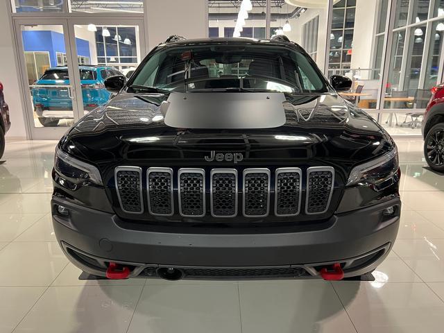 used 2022 Jeep Cherokee car, priced at $27,995