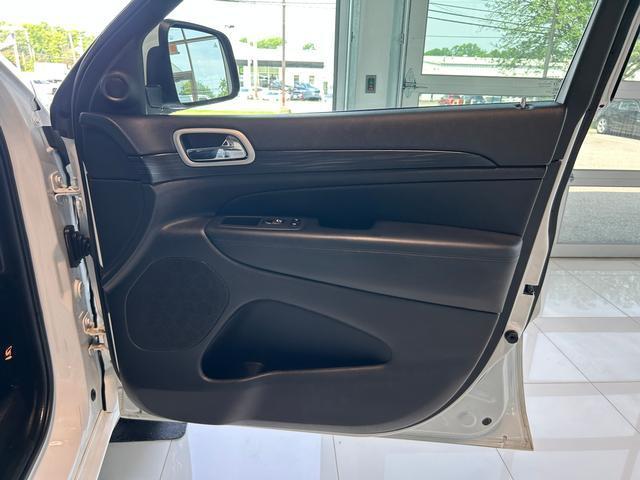 used 2021 Jeep Grand Cherokee car, priced at $27,995