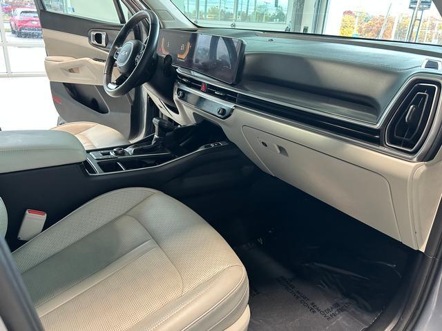 used 2025 Kia Sorento car, priced at $34,495