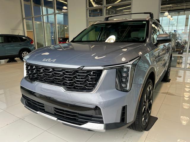 used 2025 Kia Sorento car, priced at $34,495