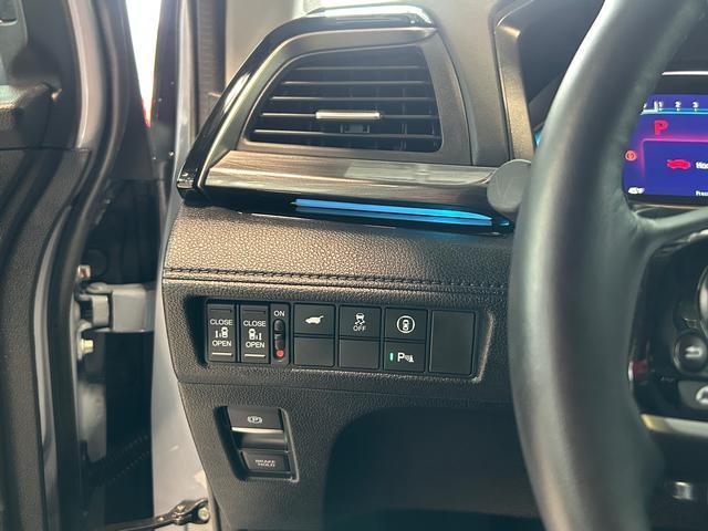 used 2024 Honda Odyssey car, priced at $47,495