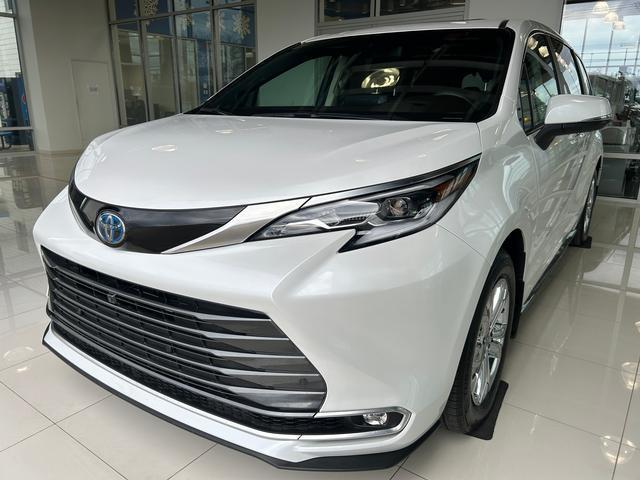 used 2023 Toyota Sienna car, priced at $56,995