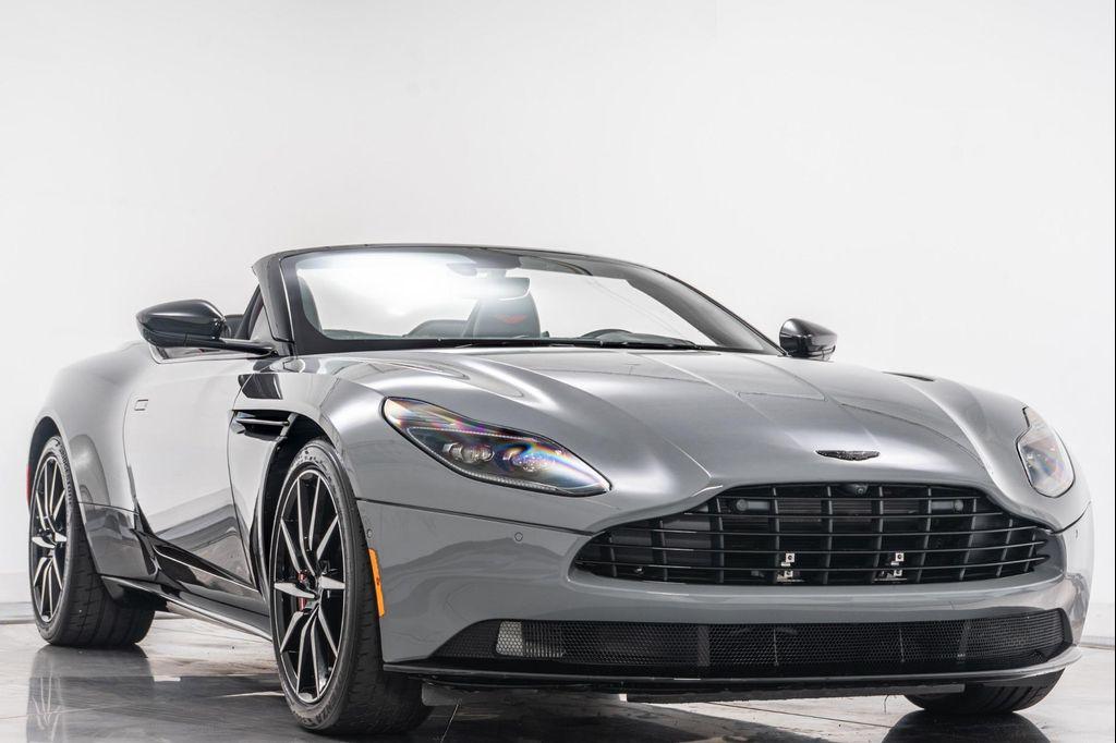 used 2021 Aston Martin DB11 car