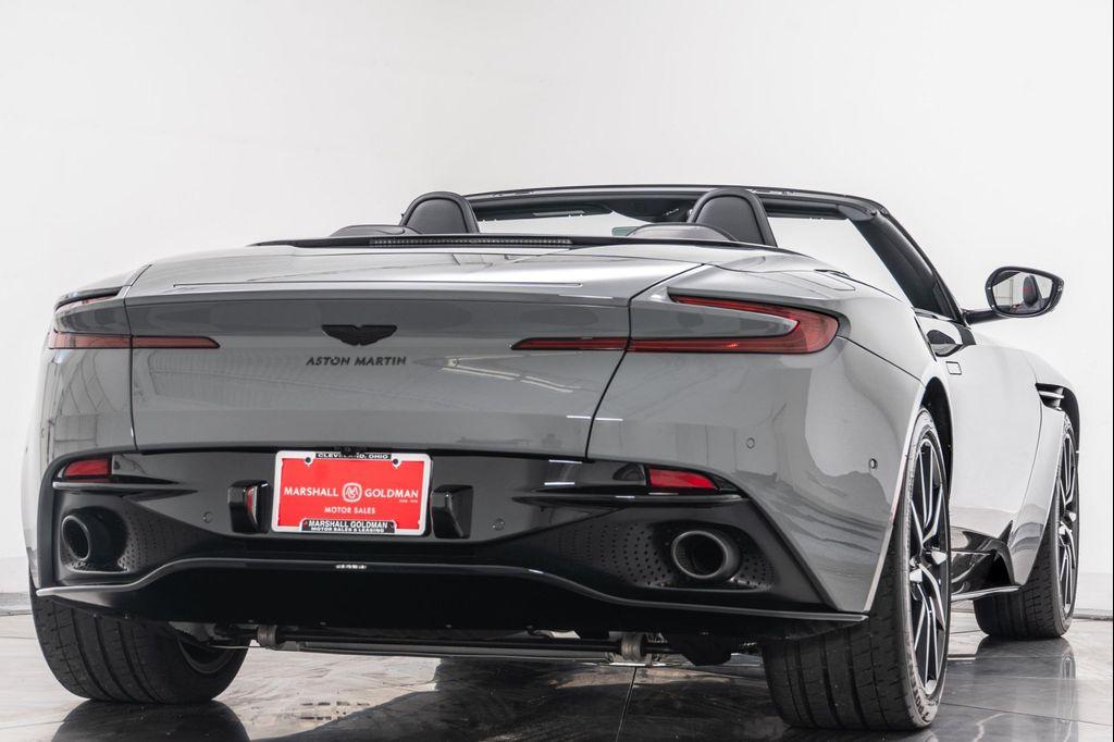 used 2021 Aston Martin DB11 car