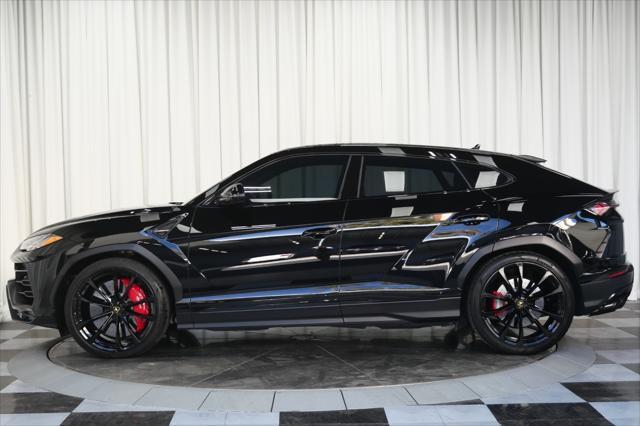 used 2022 Lamborghini Urus car, priced at $229,900