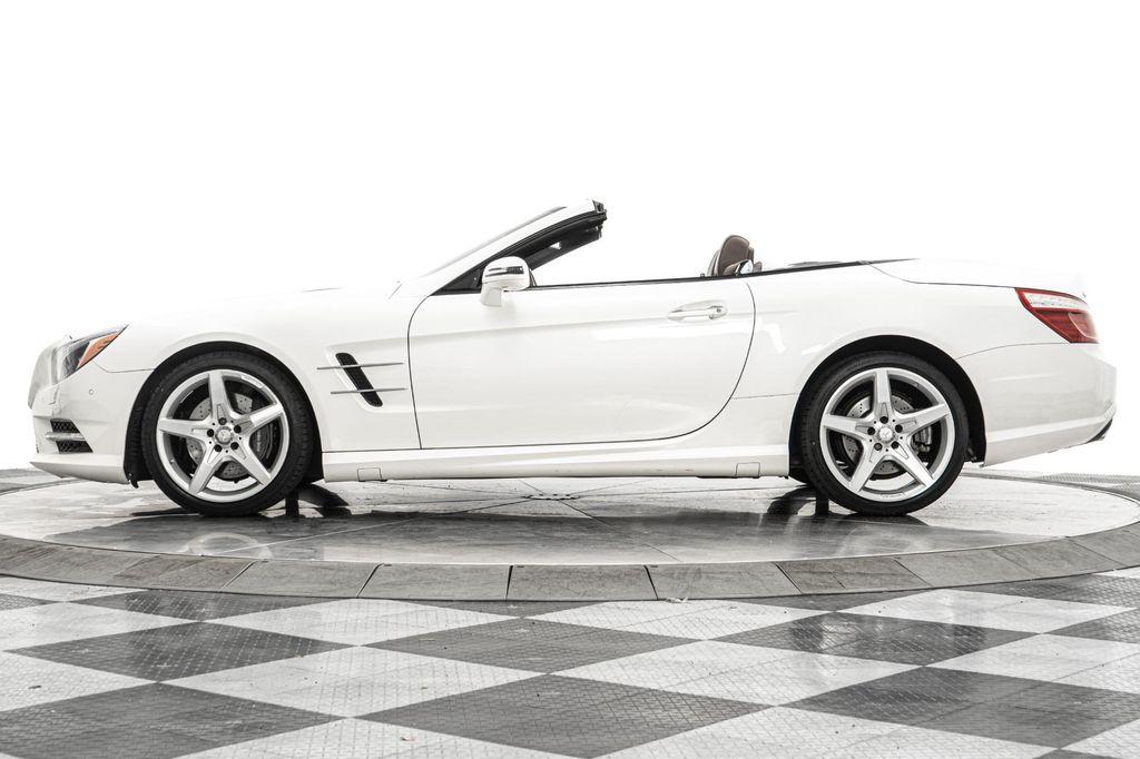 used 2016 Mercedes-Benz SL 550 car, priced at $58,900