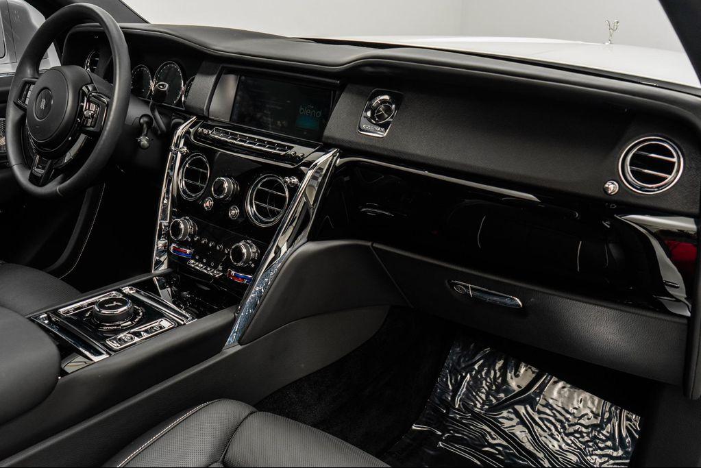 used 2020 Rolls-Royce Cullinan car, priced at $279,900