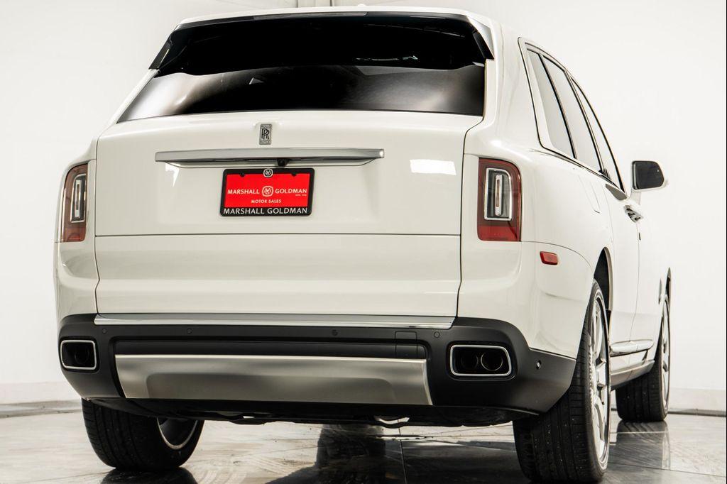 used 2020 Rolls-Royce Cullinan car, priced at $279,900