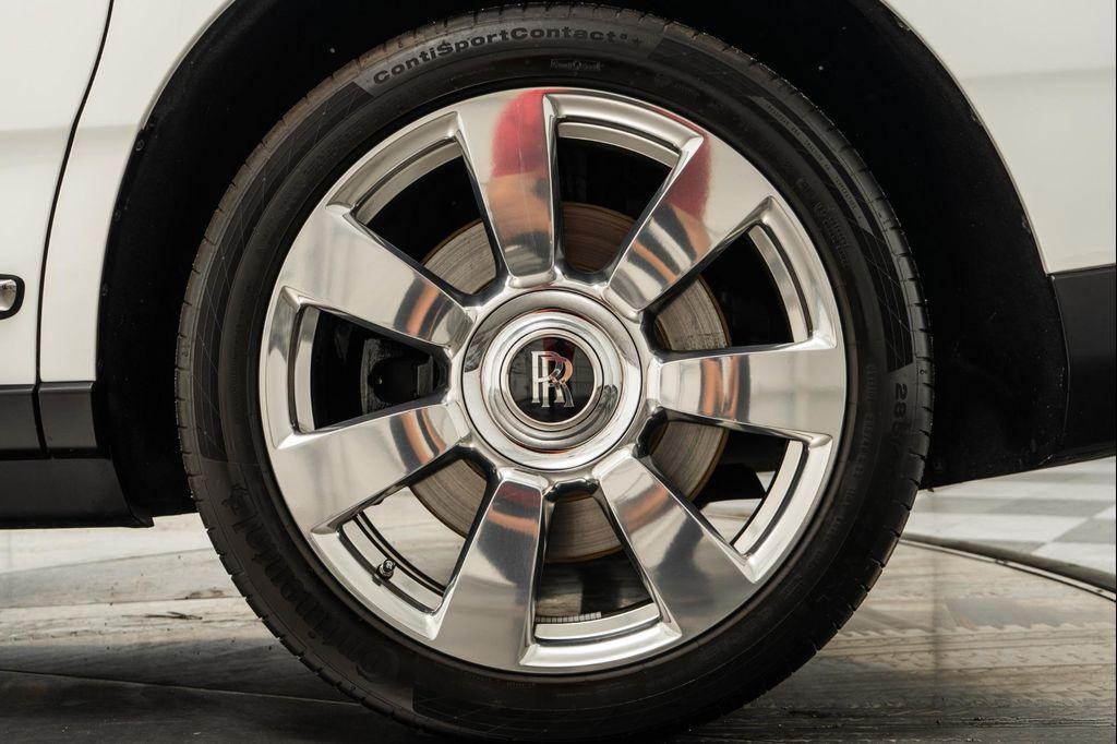 used 2020 Rolls-Royce Cullinan car, priced at $279,900