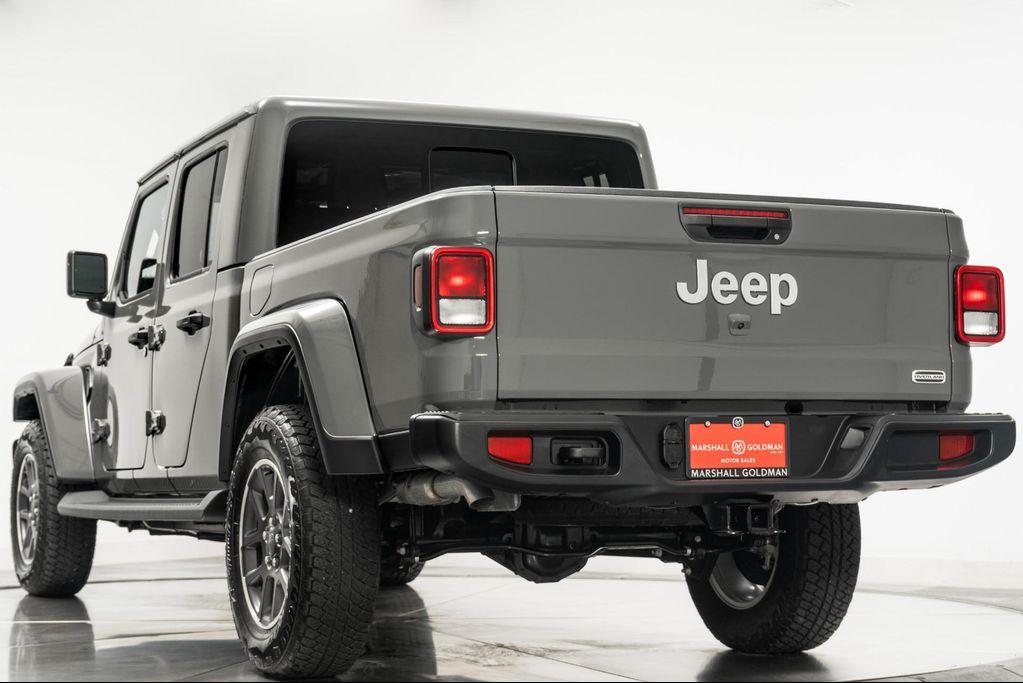 used 2022 Jeep Gladiator car, priced at $38,990