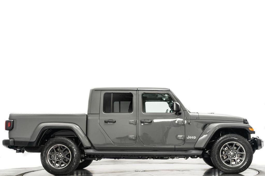 used 2022 Jeep Gladiator car, priced at $38,990