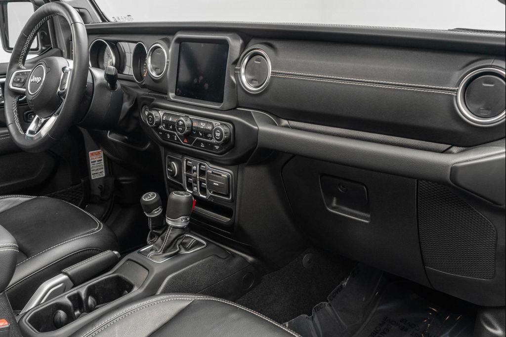 used 2022 Jeep Gladiator car, priced at $38,990