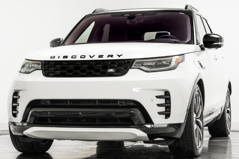 used 2022 Land Rover Discovery car, priced at $54,900