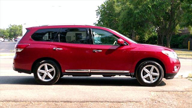 used 2015 Nissan Pathfinder car, priced at $13,950