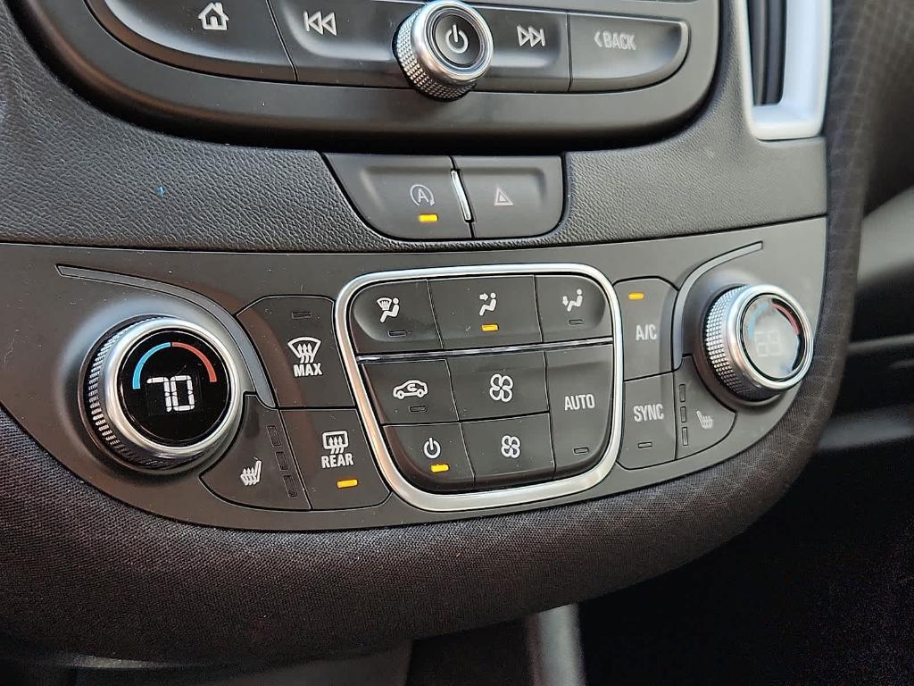 used 2024 Chevrolet Malibu car, priced at $17,999