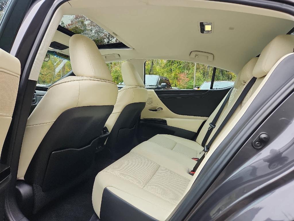 used 2022 Lexus ES 250 car, priced at $33,595