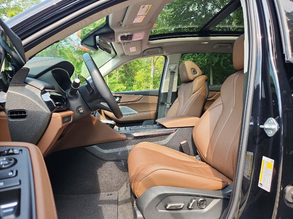 used 2025 Acura MDX car, priced at $54,900