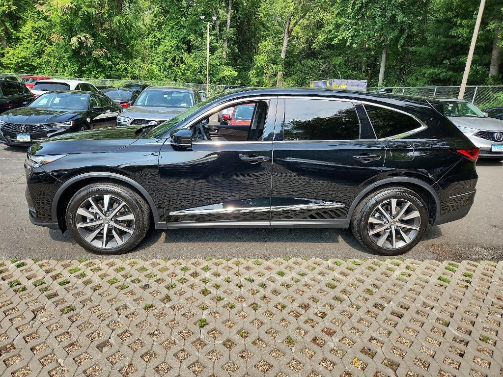 used 2025 Acura MDX car, priced at $54,900