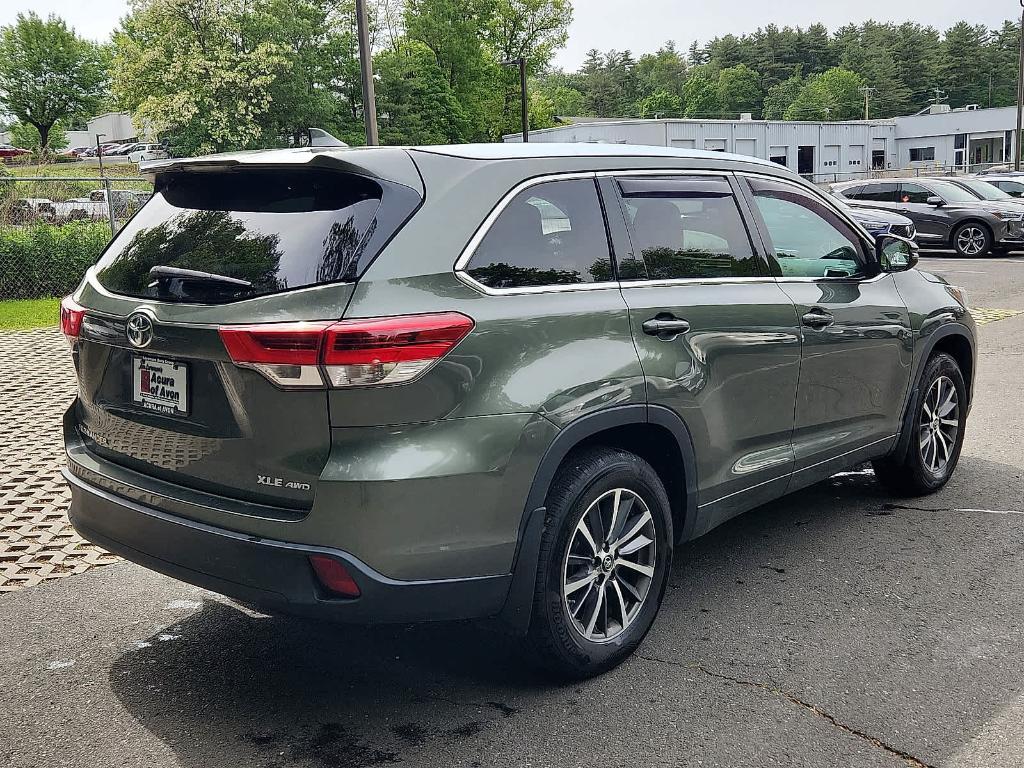 used 2018 Toyota Highlander car, priced at $24,430