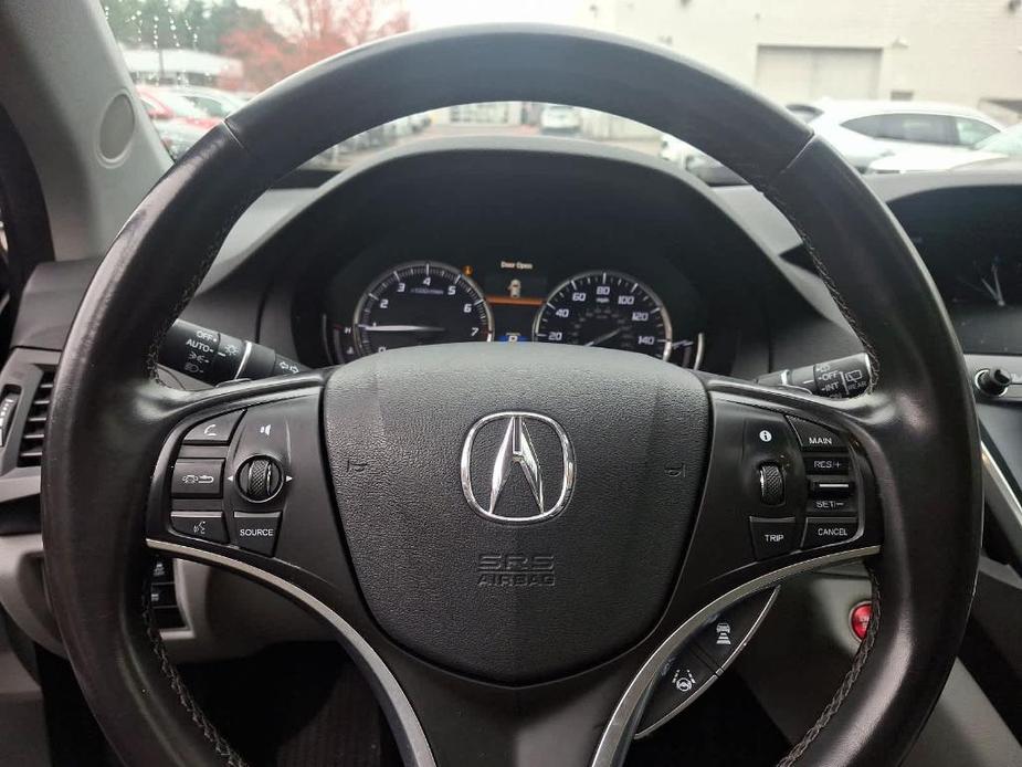 used 2020 Acura MDX car, priced at $27,895