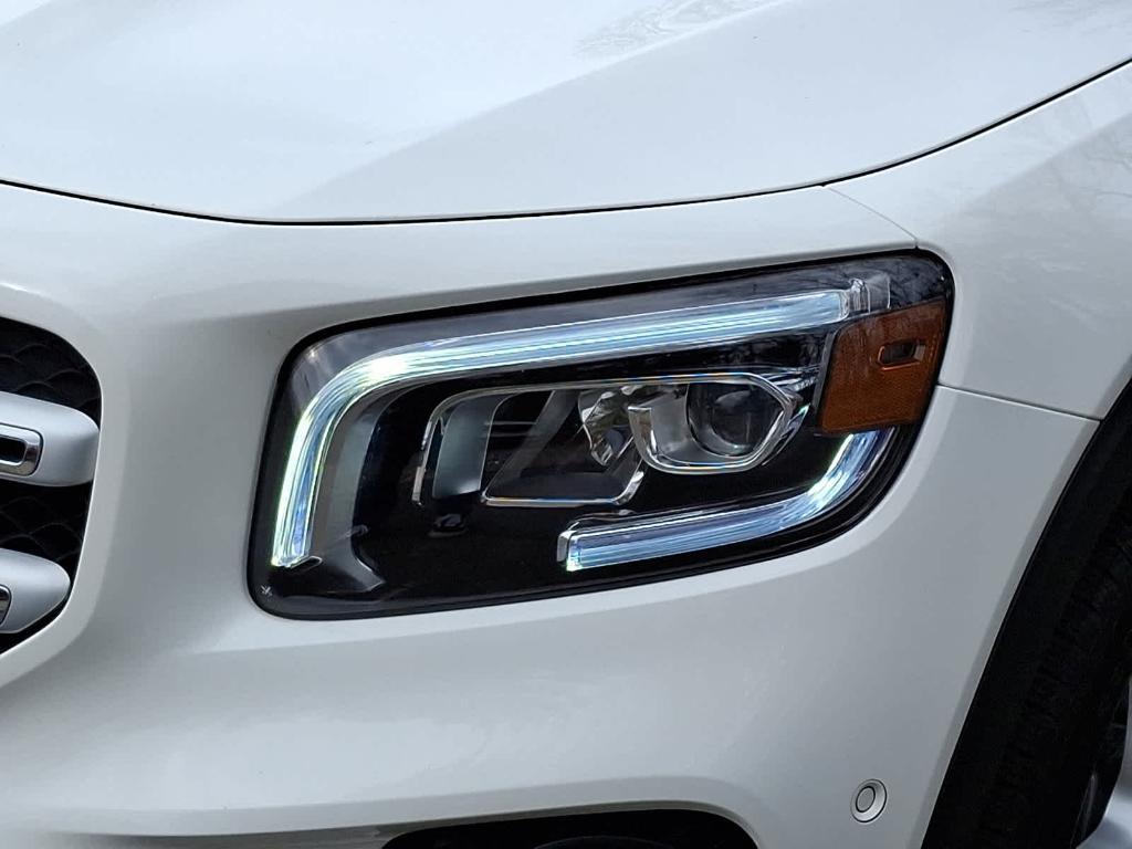 used 2023 Mercedes-Benz GLB 250 car, priced at $35,998