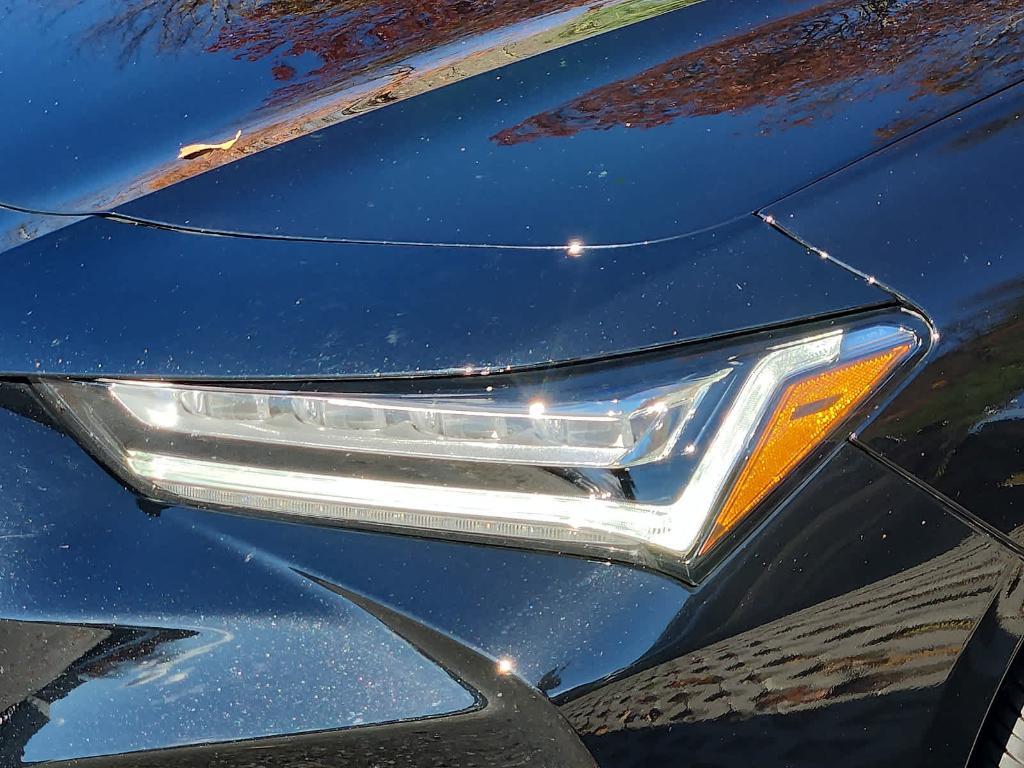 used 2025 Acura TLX car, priced at $39,995
