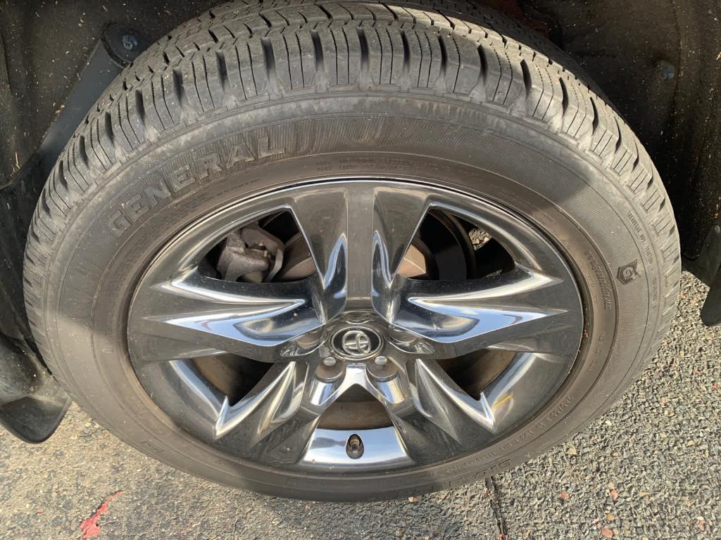 used 2017 Toyota Highlander car, priced at $25,999