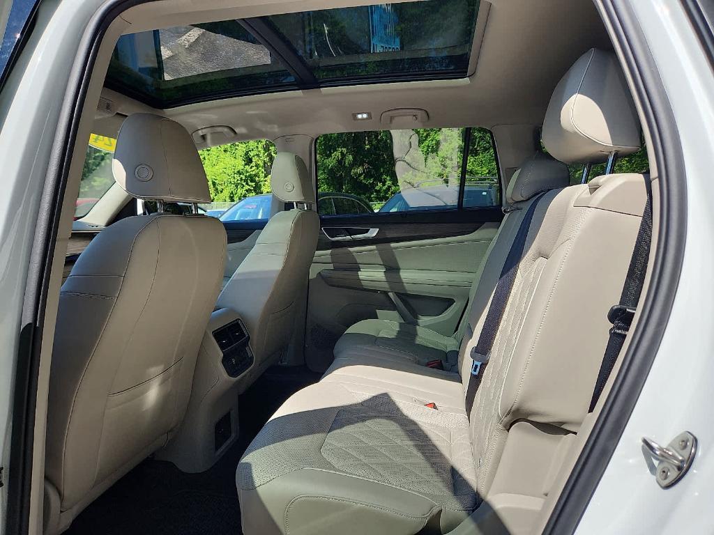 used 2024 Volkswagen Atlas car, priced at $47,995