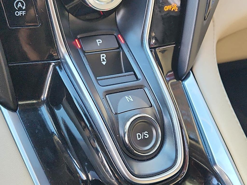 used 2023 Acura RDX car, priced at $33,995