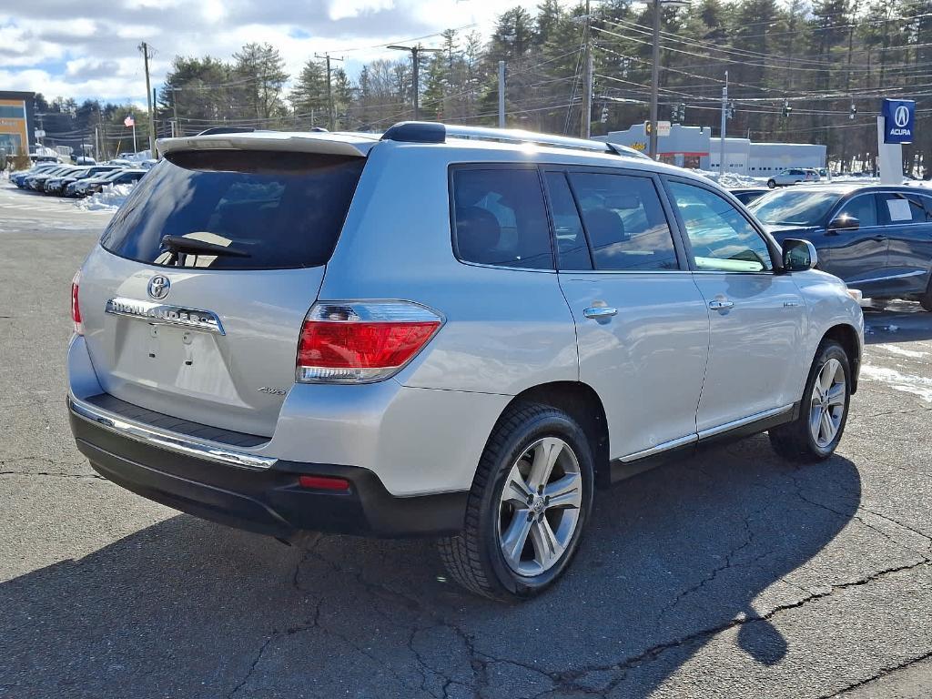 used 2013 Toyota Highlander car, priced at $15,806