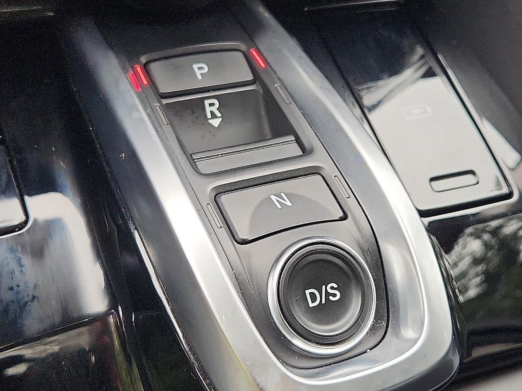 used 2023 Acura MDX car, priced at $53,395
