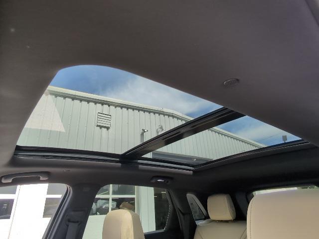 used 2018 Cadillac XT5 car, priced at $21,940