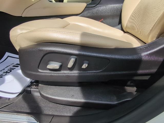 used 2018 Cadillac XT5 car, priced at $21,940
