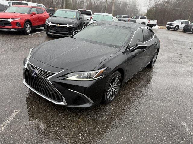 used 2022 Lexus ES 300h car, priced at $28,822