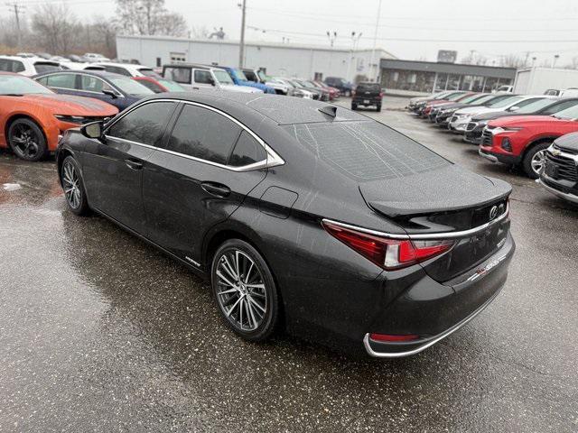 used 2022 Lexus ES 300h car, priced at $28,822