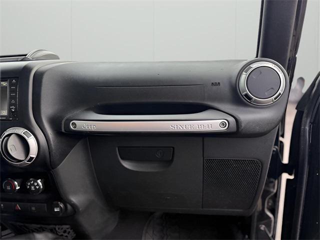 used 2015 Jeep Wrangler Unlimited car, priced at $17,576