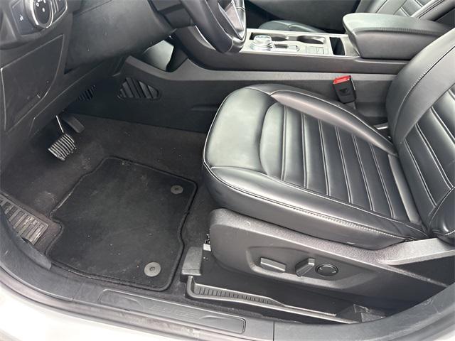 used 2023 Ford Edge car, priced at $20,990