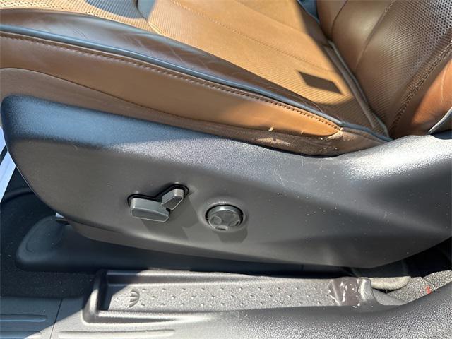 used 2017 Chrysler Pacifica car, priced at $14,166