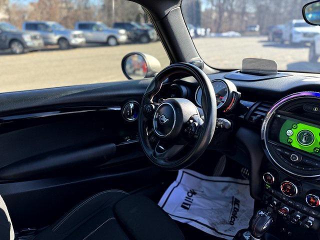 used 2019 MINI Hardtop car, priced at $21,988