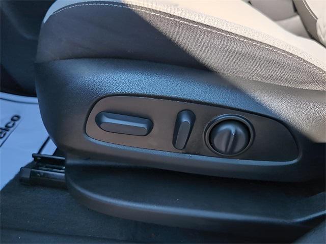used 2023 Chevrolet Equinox car, priced at $19,506
