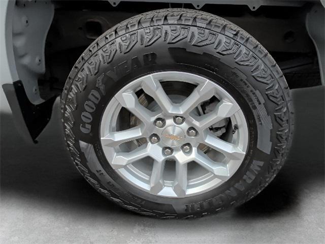 used 2024 Chevrolet Silverado 1500 car, priced at $38,770