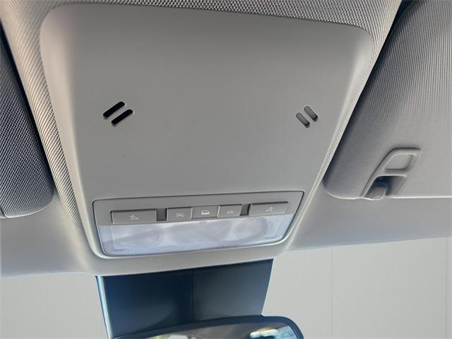 used 2022 Chevrolet Trax car, priced at $13,103