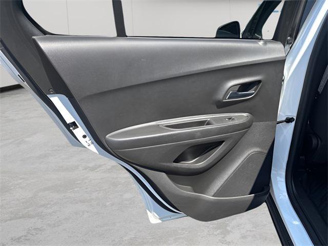 used 2022 Chevrolet Trax car, priced at $13,103