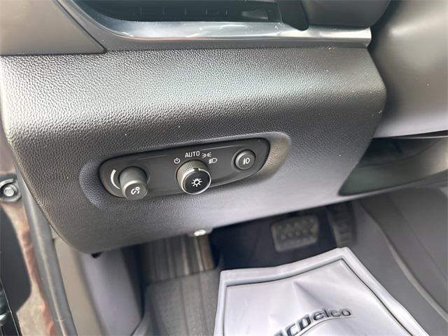 used 2019 Chevrolet Traverse car, priced at $23,498