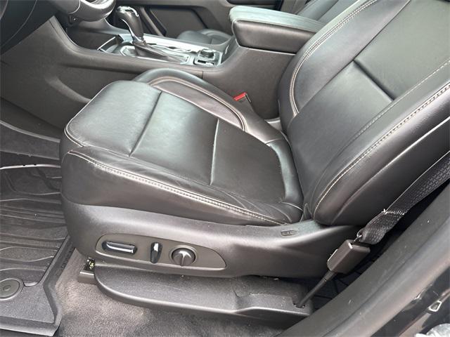used 2019 Chevrolet Traverse car, priced at $23,498