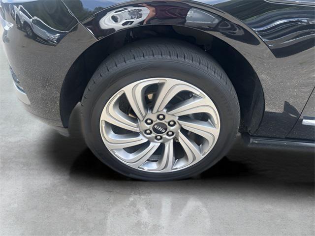 used 2022 Lincoln Navigator car, priced at $51,479